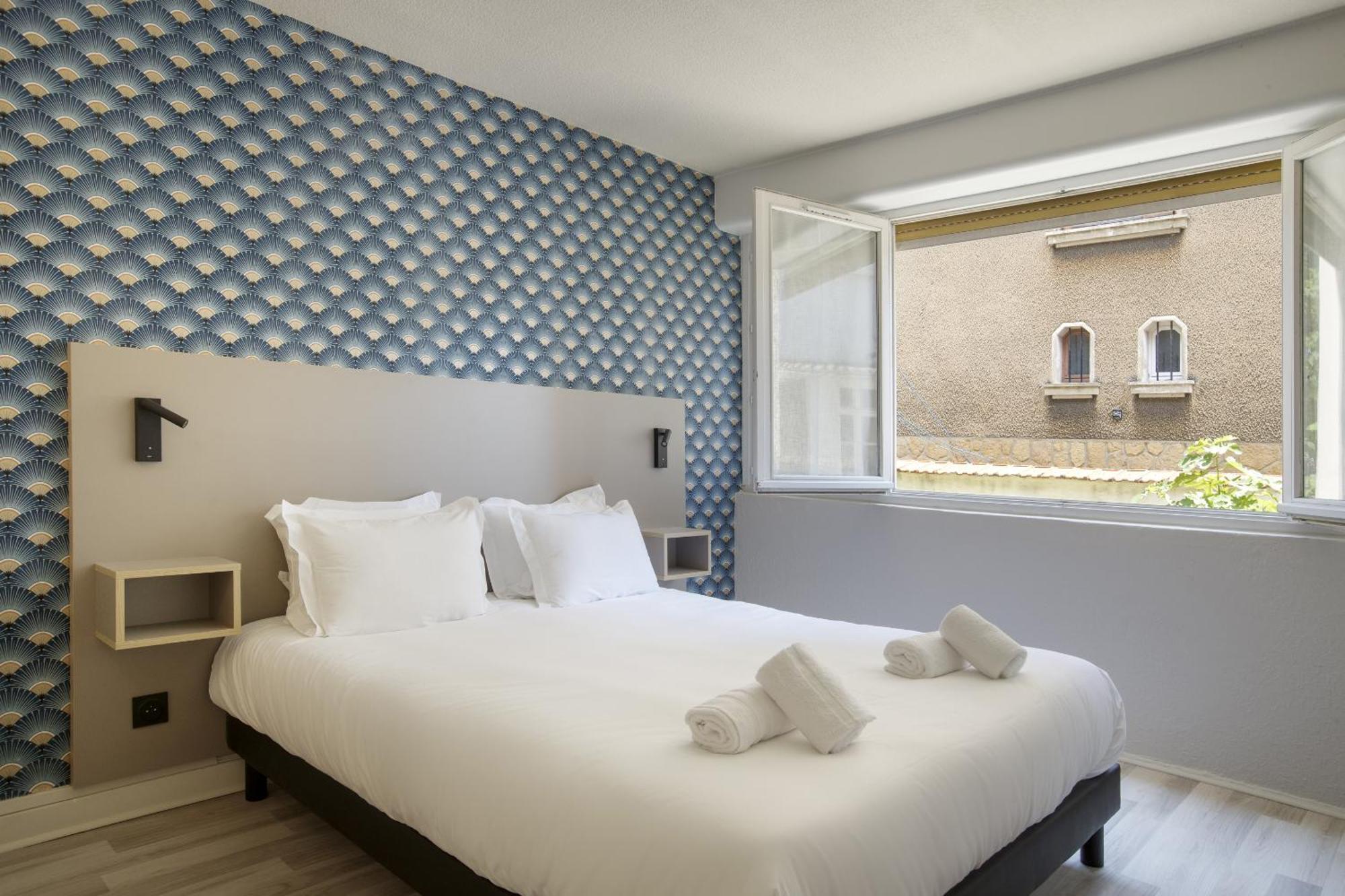 Hotel Gab House Bron Esterno foto